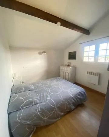 Maison Calme Au Bord De L'eau Apartment