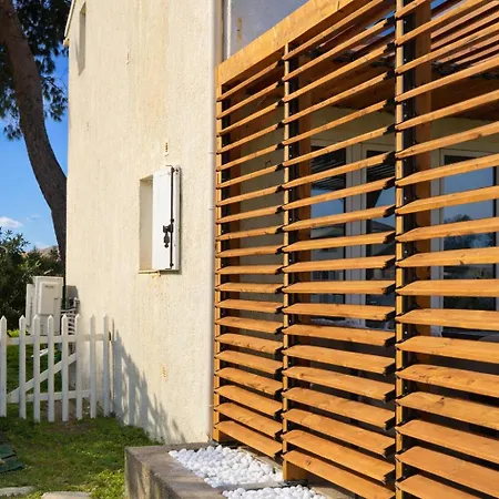 Maison Calme Au Bord De L'eau Lucciana (Corsica)