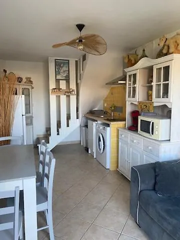 Appartamento Maison Calme Au Bord De L'eau