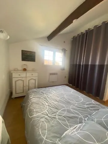 Appartamento Maison Calme Au Bord De L'eau *